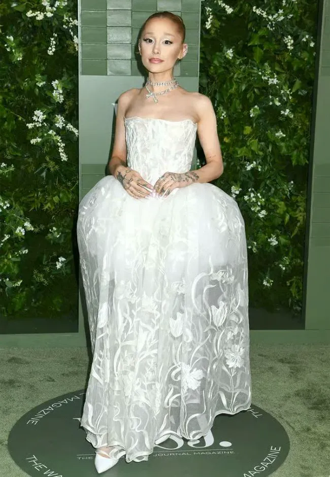 Ariana Grande Academy Museum Gala