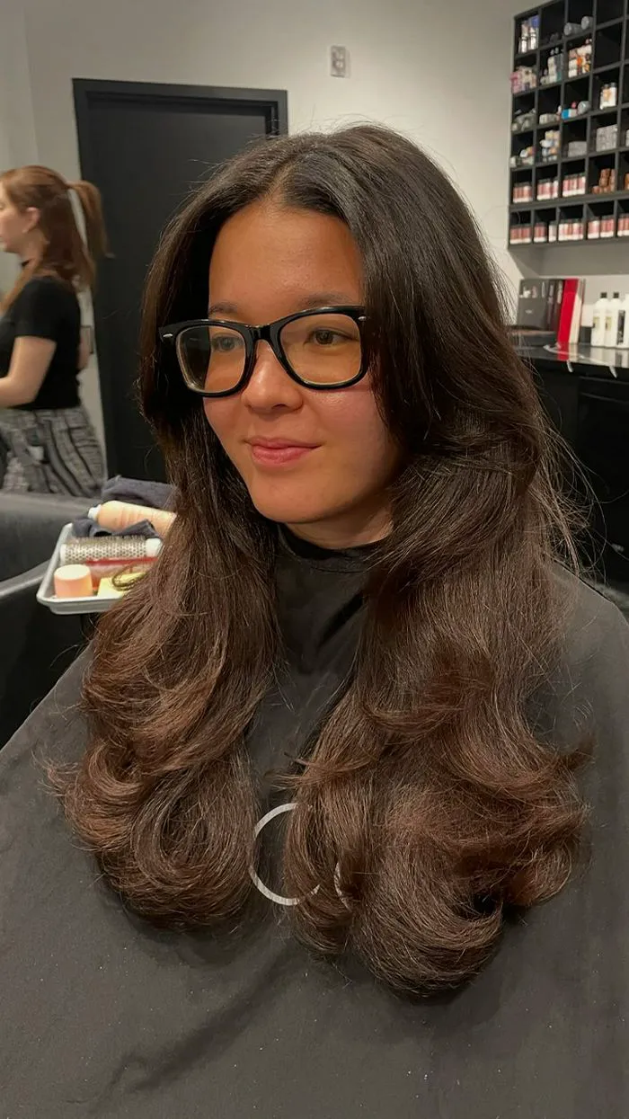 long-hair-face-framing-pieces