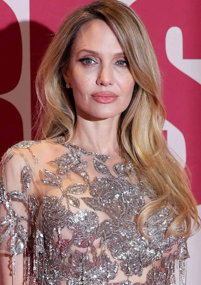 angelina jolie