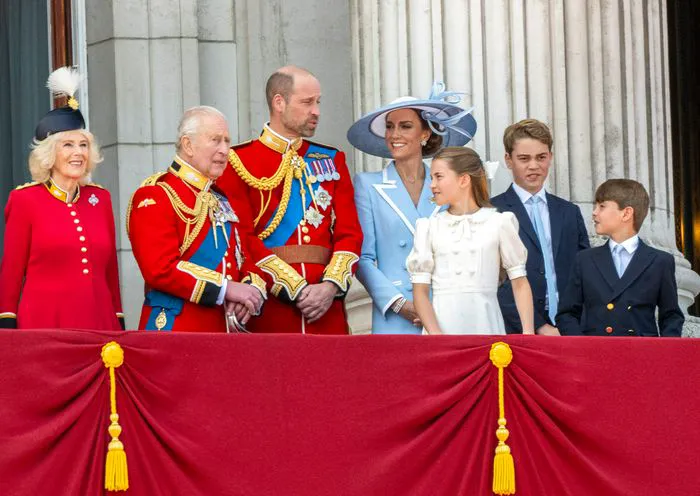 Royal family Buckingham Palace balcony Trooping the color