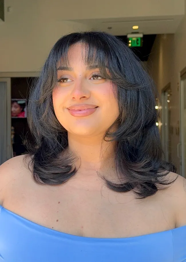 shoulder-length-hair