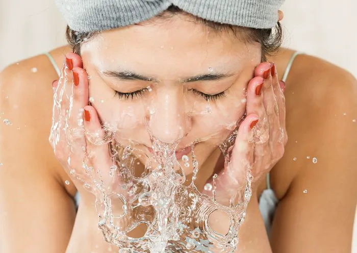 washing-with-hot-water