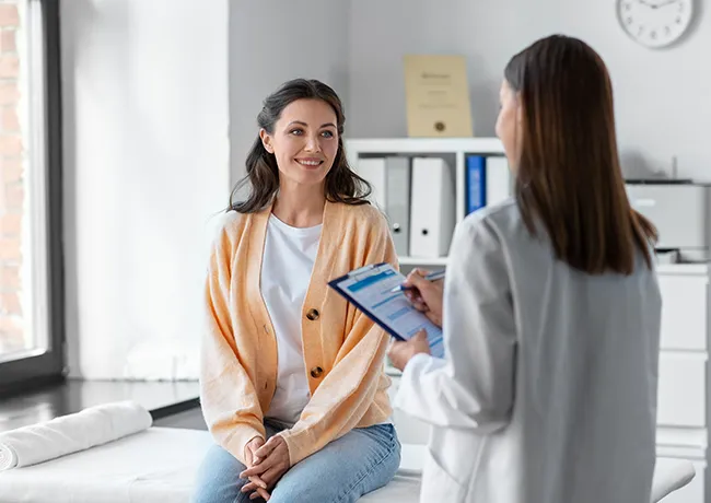 woman-at-doctor
