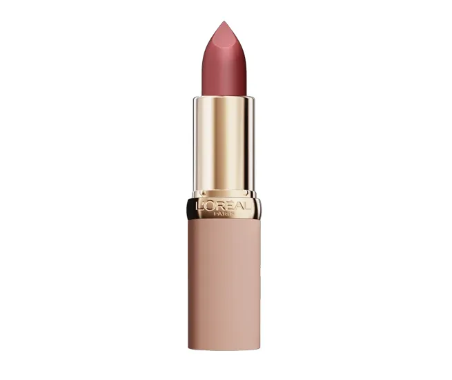 L'Oréal Paris Colour Riche blurred matte lipstick for smooth lips.