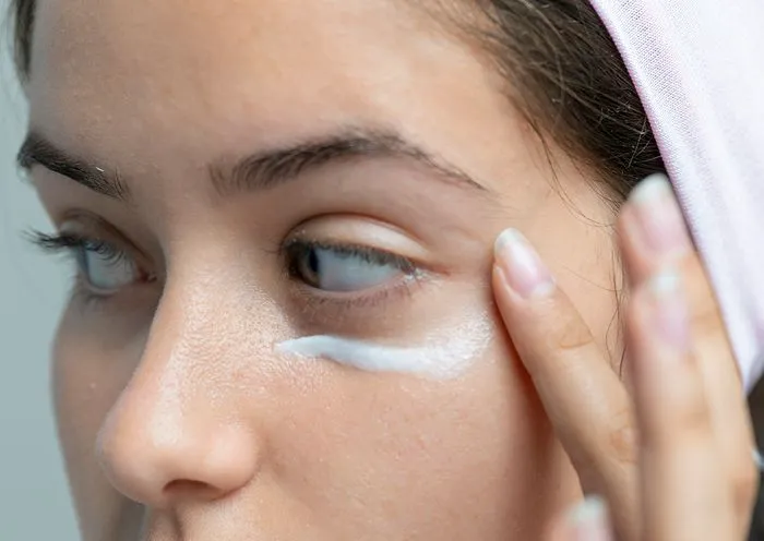 prep-under-eye-area