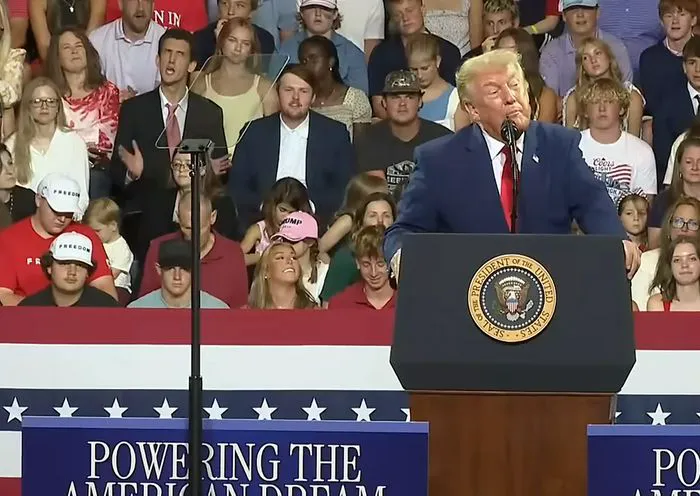 Man mimics Donald Trump at Georgia rally