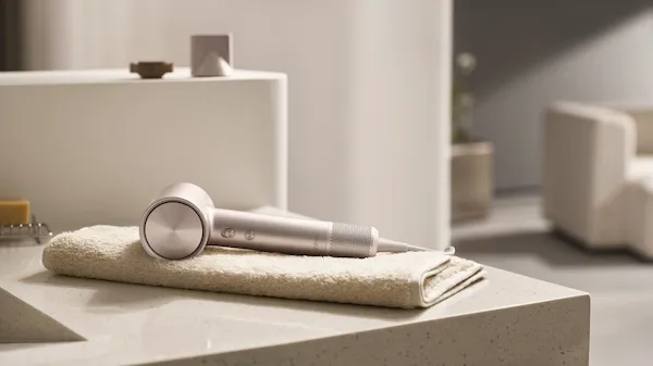 "Laifen Swift 4 High-Speed Hair Dryer design"