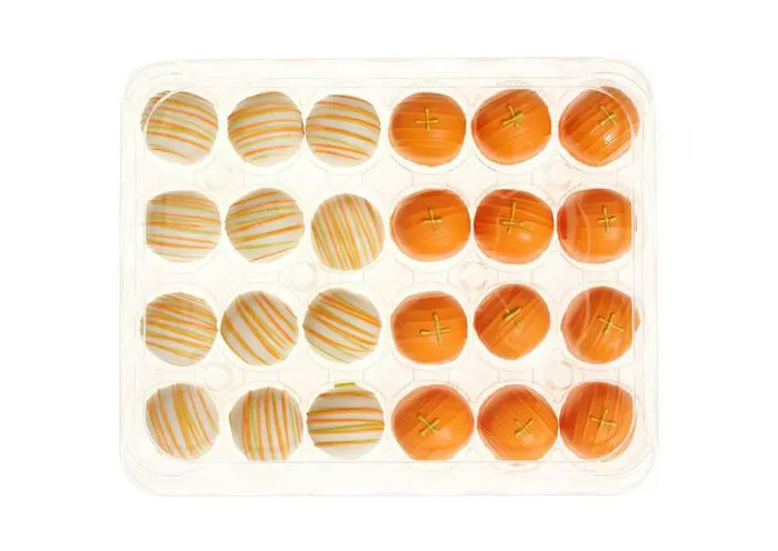 Pumpkin spice cake balls for a festive treat