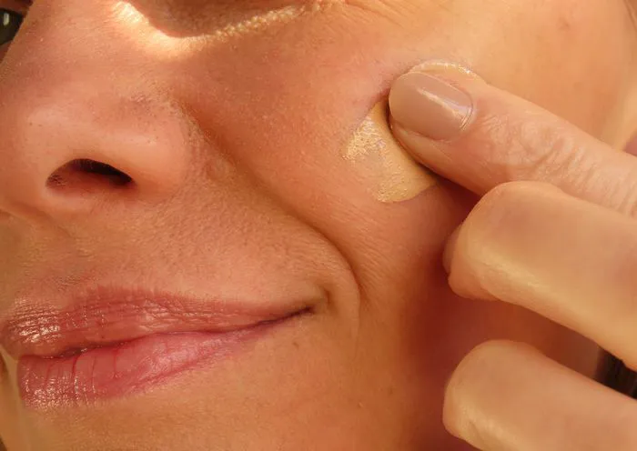 use-thin-layers-foundation
