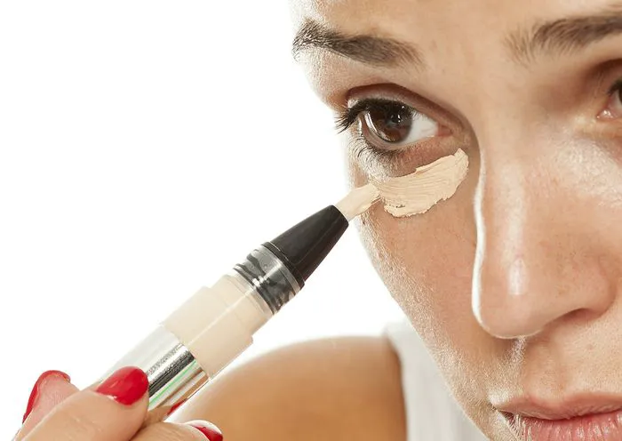 using-too-much-concealer