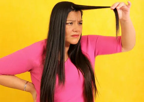 wearing-hair-flat-lifeless
