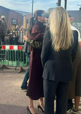 Meghan Markle Nottingham visit hugging