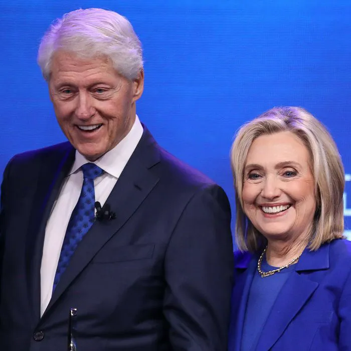 "Kylie Jenner posing for a photo"
