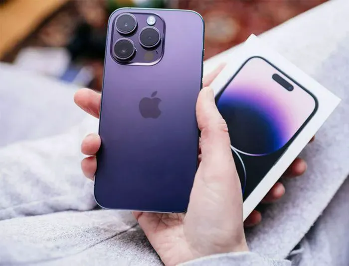 "Unboxing a purple iPhone"