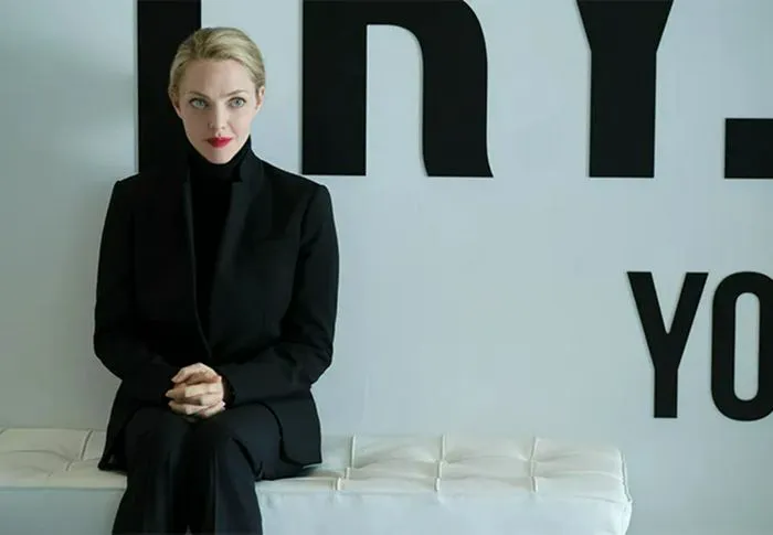 Amanda Seyfried in her role as Elizabeth Holmes in The Dropout