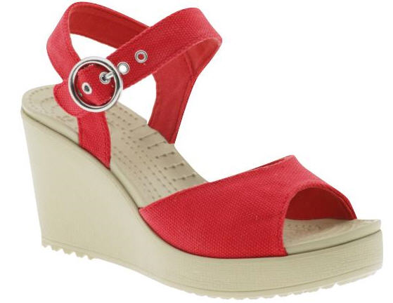 red croc wedges