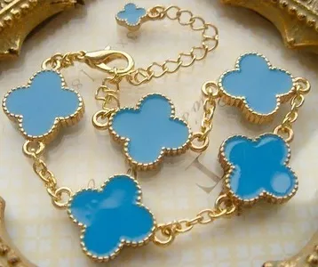 Etsy Clover Bracelet Image from SHEfinds