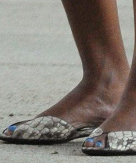 Blue nail polish on Michelle Obama's toes